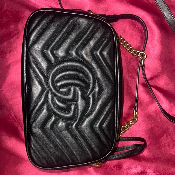 Gucci GG Marmont Small Matelassé Shoulder Bag and GG Marmont Card Case Wallet - Picture 14 of 16